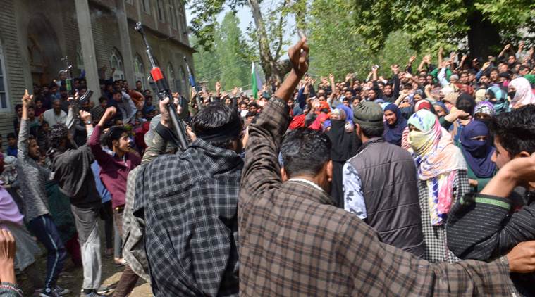 jammu kashmir, kashmir militants, militants funeral, gun salute funeral, kashmir violence, Qaimoh, kashmir news, Jammu,,Kashmir,Kulgam,militant,latest news
