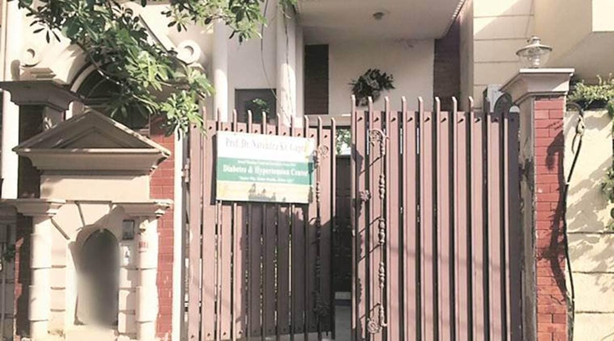 doctor barred from us, us barred doctor, Narendra K Gupta, delhi high court on us barred doctor, delhi high court barred doctor case, india news, delhi news