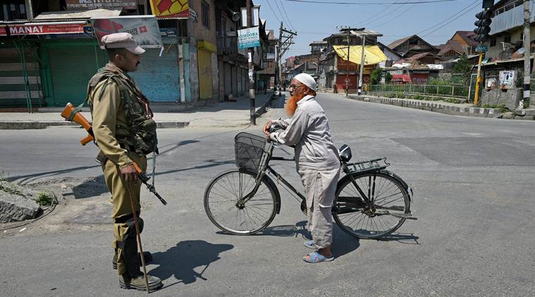 Kashmir, Srinagar unrest, Srinagar curfew, Sabzar Bhat killing