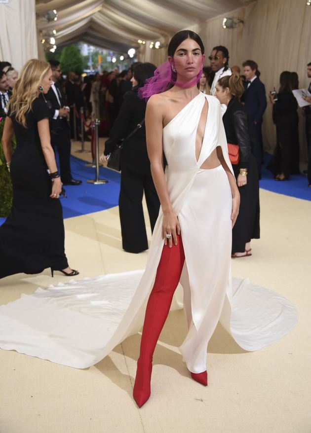 priyanka chopra, priyanka chopra met gala, priyanka chopra best dressed, deepika padukone, deepika padukone met gala, best dressed met gala, celebrities met gala, rihanna, gigi hadid, madonna, katy perry, celine dion, kendall jenner, halle berry, rita ora, nicki minaj, met gala red carpet, met gala 2017, met gala red carpet hits and misses, met gala best and worst dressed, hollywood celebs, hollywood met gala, met gala fashion, fashion, fashion news, indian express, indian express news