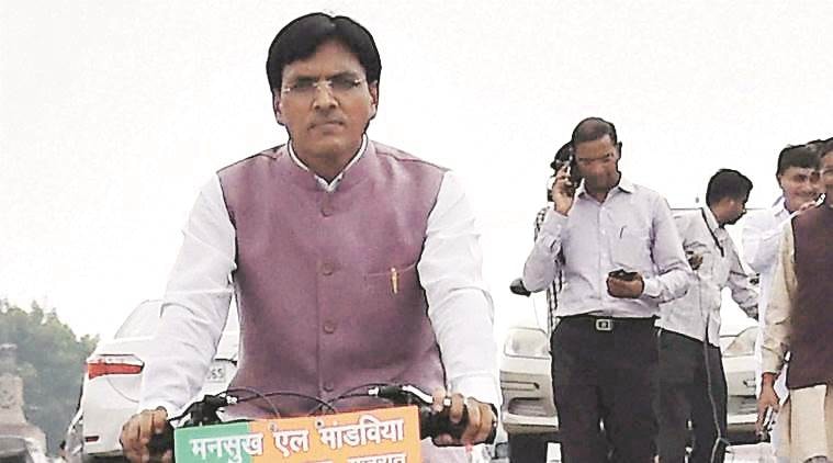 PATIDAR ANAMAT Andolan Samiti, hurled a shoe, Union minister Mansukh Mandaviya, Vallabhipur, Bhavnagar district, Indian express news, India news, Latest news, 