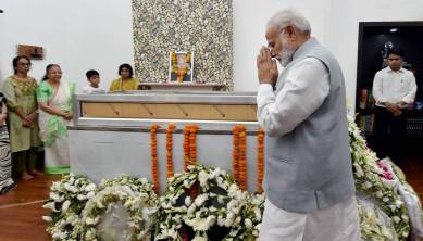 Anil Madhav Dave, Anil Dave death, Dave dead, Dave will, Dave Narmada, Dave cremation, Dave plant trees, India news, Indian Express