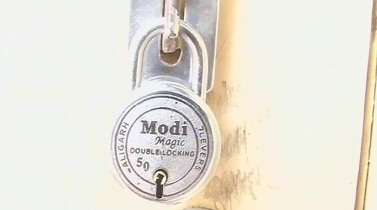 public premises eviction, cabinet meeting, minister residence, MP eviction, government houses, india news, indian express news