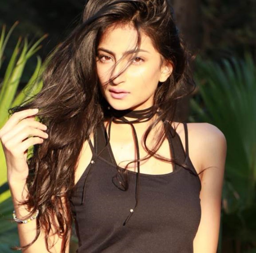 Shweta Tiwari DAUGHTER, Palak tiwari, Palak hot photos, Shweta Tiwari DAUGHTER Palak photos, Shweta Tiwari DAUGHTER Palak bollywood debut