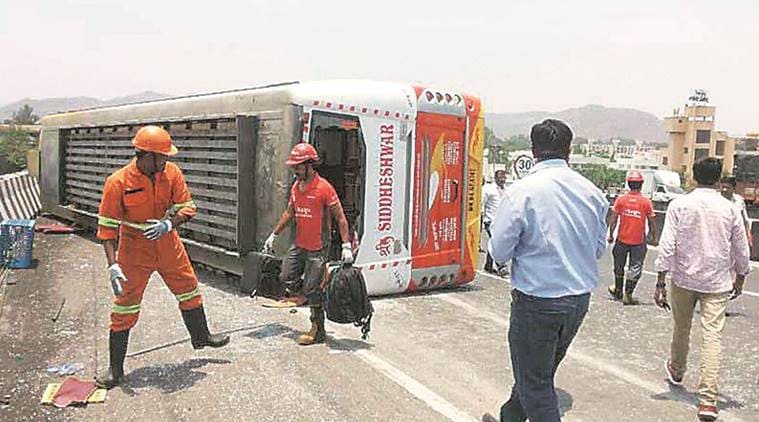 Pune accident, Pune expressway accident, Pune news, Indian Express, Indian Express News