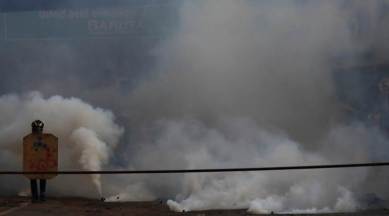 Venezuela, Venezuela President Nicolas Maduro, Nicolas Maduro, Venezuela protest, Venezuela clashes, World news, Indian Express
