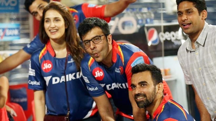 Yuvraj Singh, yuvraj, Hazeel Keech, Shikhar Dhawan, Shikhar Dhawan wife, rohit Sharma, Rohit Sharma wife, Cricketers and wags, cricketers IPL, IPL 2017, IPL 10, Cricket news, Cricket photos, Cricket, Sports news, Sports photos, Indian Express