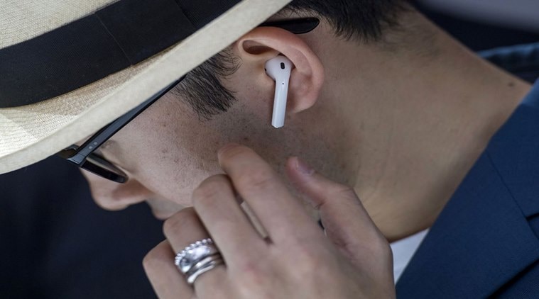 Apple seeks to pay less to record labels for its music service