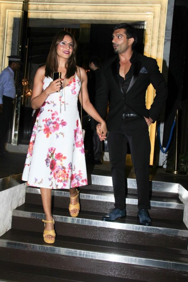 bipasha basu, karan singh grover, bipasha basu karan singh grover, bipasha basu anniversary