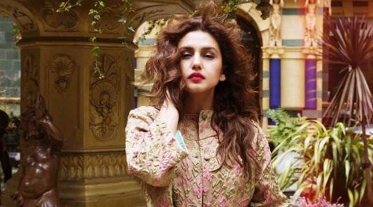 Huma qureshi outlet kaala