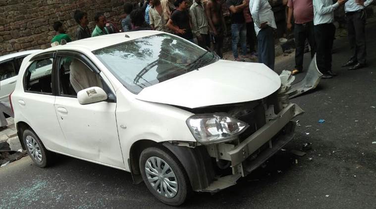 Two killed as car runs over pavement dwellers in Delhi | Delhi News ...