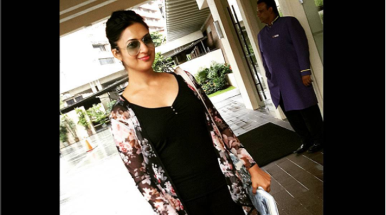 Divyanka Tripathi Photos 50 Best Looking Hot And Beautiful Hq Photos