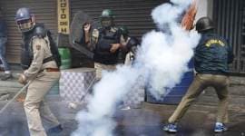 Darjeeling violence, Darjeeling agitation, Darjeeling Gorkhaland demand, GJM, Gorkhaland, GJM supporters versus police, Bimal Gurung