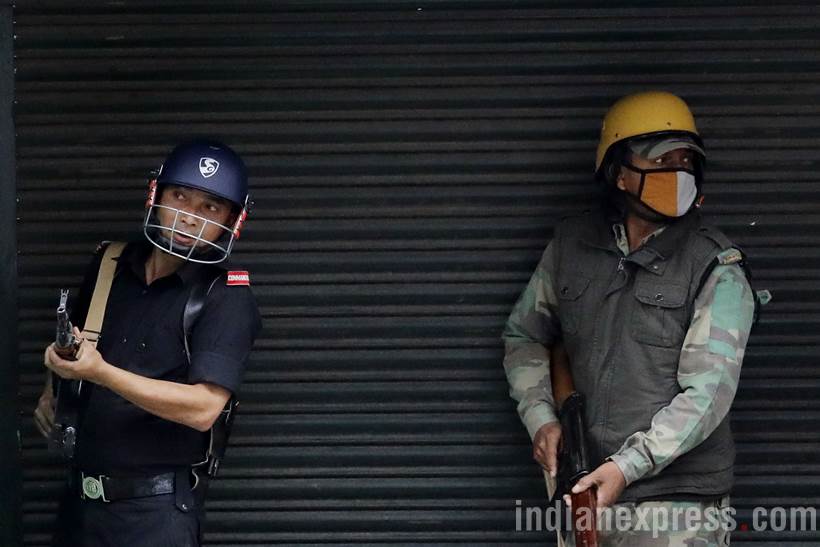 Darjeeling violence, Darjeeling agitation, Darjeeling Gorkhaland demand, GJM, Gorkhaland, GJM supporters versus police, Bimal Gurung