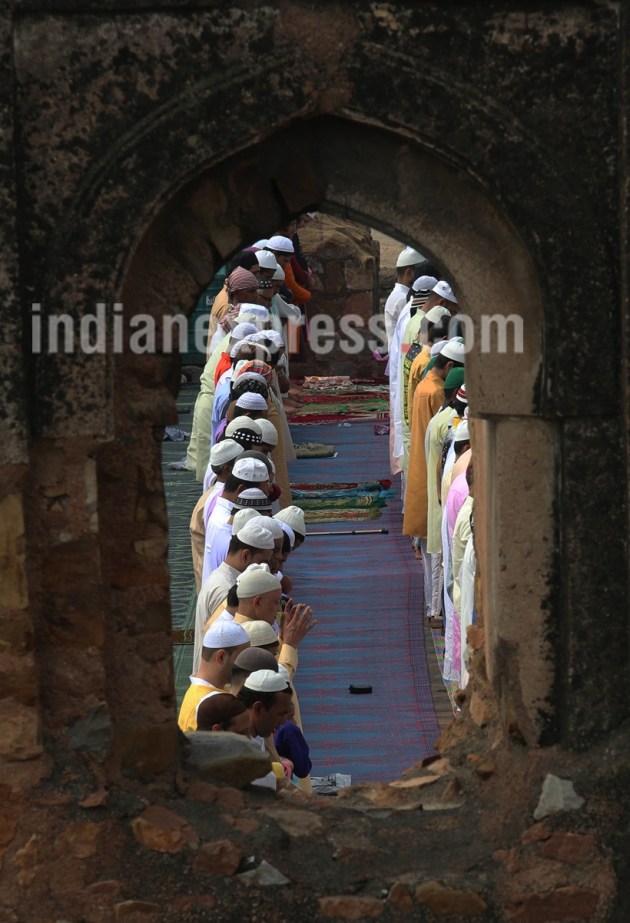 Eid, Eid 2017, India Eid Celebration, Eid Celebration, Eid-Al-Ftr, Eid Celebration, India Celebrates Eid, India Eid-Al-Ftr, Kashmir Eid, Haryana Eid, India News, Indian Express, Indian Express News