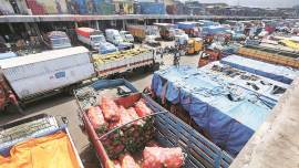 maharashtra farmers strike, maharashtra milk supply, maharashtra government, farmers strike, sharad pawar