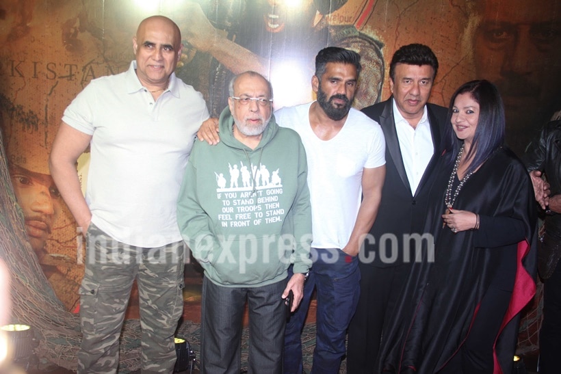 Puneet Issar, JP Dutta, Pooja Bhatt, Jackie Shroff, Anu Malik, Suneil Shetty