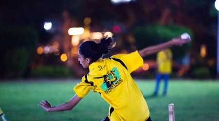 pakistan cricket, women's cricket, girls play cricket