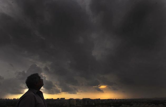 monsoon, monsoon skies, dramatic monsoon skies, monsoon pictures, indian express, indian express news