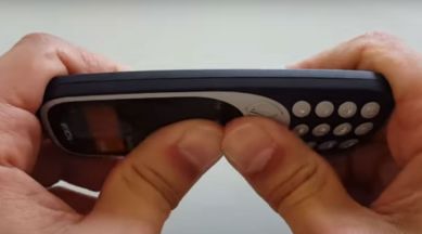 Nokia 3310, Nokia 3310 durability test, Nokia 3310 burn test, Nokia 3310 scratch test, Nokia 3310 bend test