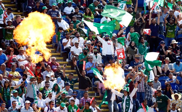 Pakistan vs England, Pak vs Eng, Hasan Ali, Rumman Raees, ICC Champions Trophy 2017, Cricket photos, Pak vs Eng photos, Indian Express