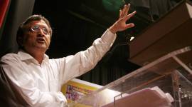 ramachandra guha beef controversy