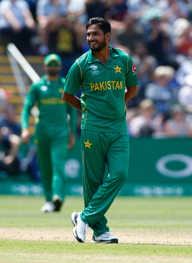 Pakistan vs England, Pak vs Eng, Hasan Ali, Rumman Raees, ICC Champions Trophy 2017, Cricket photos, Pak vs Eng photos, Indian Express
