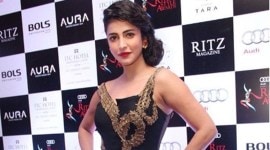 shruti Haasan, Sangamithra, Behen Hogi Teri actor shruti haasan, shruti haasan drops out of Sangamithra