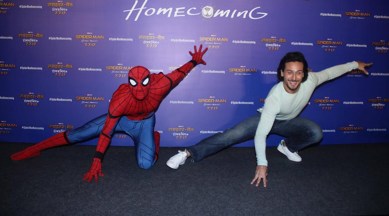 tiger shroff. spiderman homecoming, tiger shroff spiderman, spiderman homecoming trailer, spiderman homecoming hindi trailer, tiger shroff films