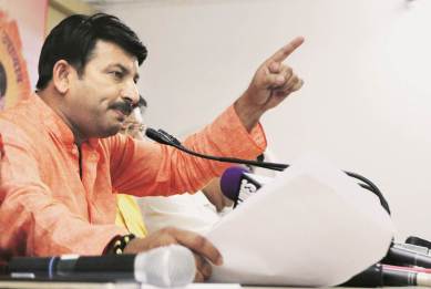 delhi bjp attacks aap, manoj tiwari