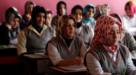 To match feature TURKEY/ISLAM-EDUCATION turkey education, darwin, biology