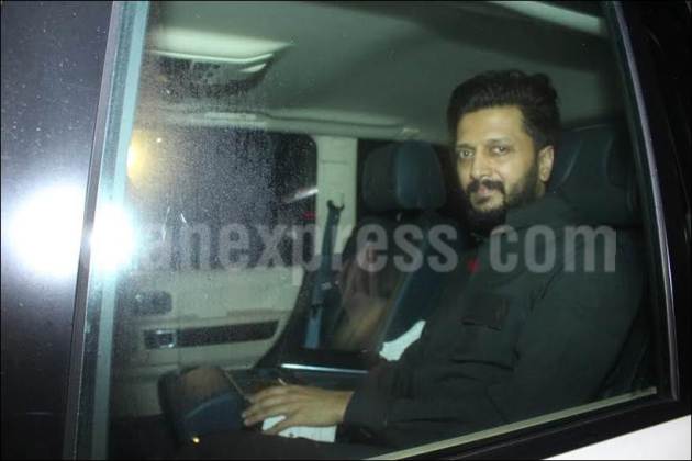 ritesih deshmukh, ritesih deshmukh salman khan party, riteish deshmukh images