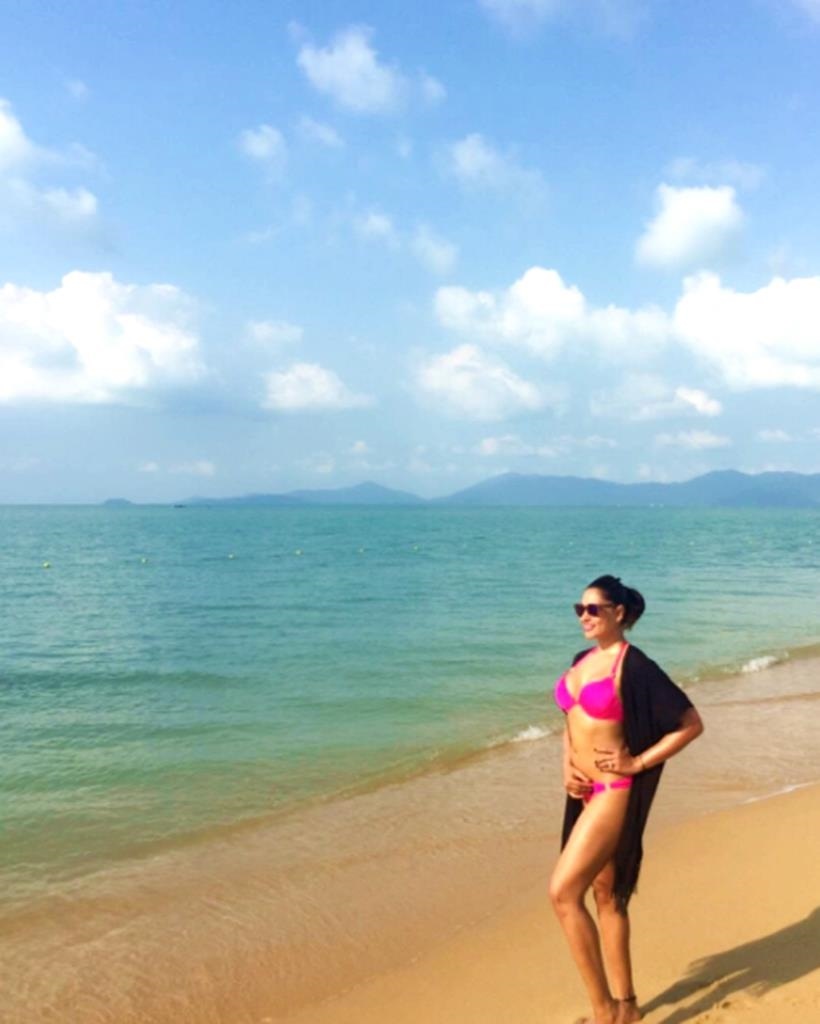 sonam kapoor, priyanka chopra, alia bhatt, shilpa shetty, vacation goals, bollywood celebs vacation, vacation pics, vacation instagram photos, vacation actresses, vacation style files, vacation fashion, indian express, indian express news