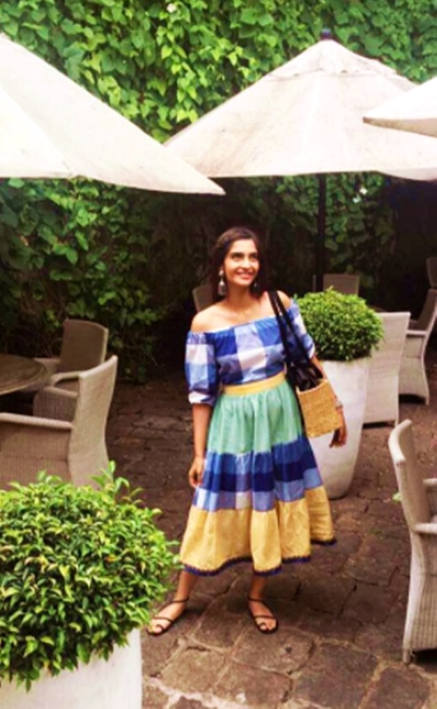 sonam kapoor, priyanka chopra, alia bhatt, shilpa shetty, vacation goals, bollywood celebs vacation, vacation pics, vacation instagram photos, vacation actresses, vacation style files, vacation fashion, indian express, indian express news