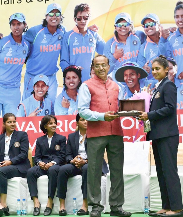 ICC Women's World Cup 2017, Mithali Raj, Indian women's cricket team, Harmanpreet Kaur, Jhulan Goswami, Vijay Goel, sports photos, cricket photos, Indian Express