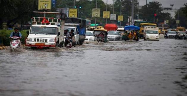 Flood fury in parts of Gujarat as heavy rainfall continues | India News ...