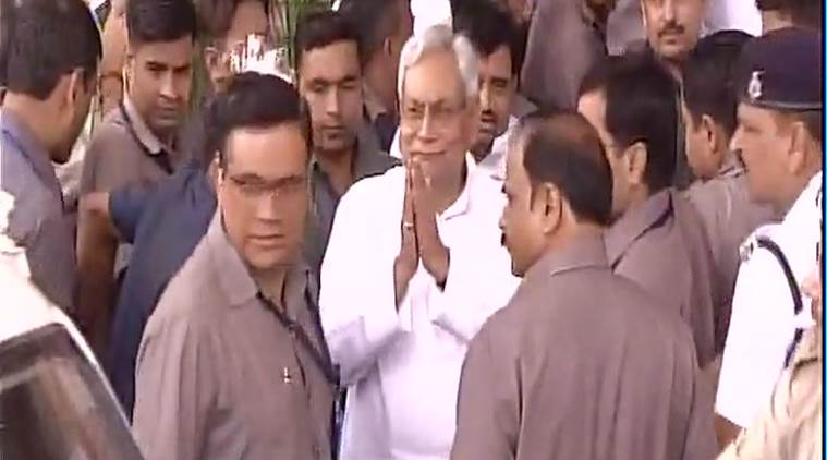 nitish kumar, bihar floor test, bihar trust vote, bihar trust vote live updates, nitish kumar bjp, bjp jdu alliance, bihar news, india news, indian express news