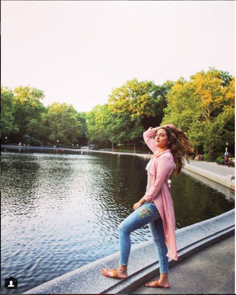 Sonakshi Sinha, Sonakshi Sinha photos, Sonakshi Sinha images, Sonakshi Sinha films, Sonakshi Sinha holiday photos, Sonakshi Sinha pics, indian express