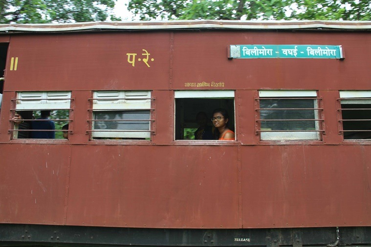 bilimora waghai train, narrow gauge, gujarat