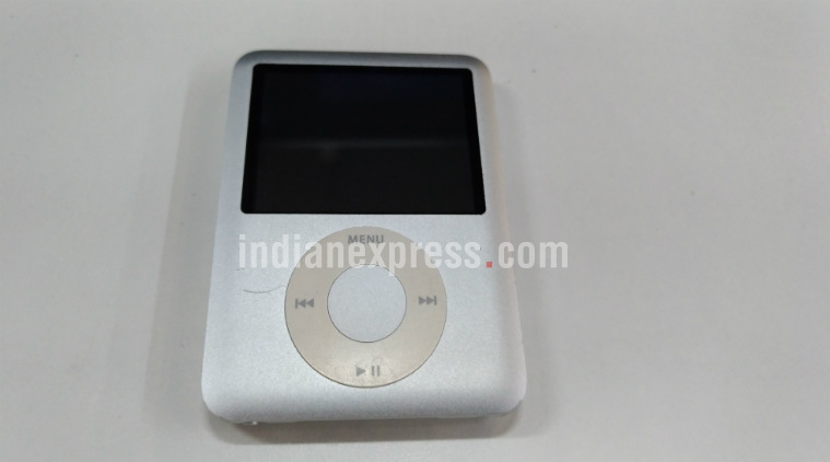 Apple iPod nano 8 GB 3rd Generation(Black) (Discontinued by Manufacturer)