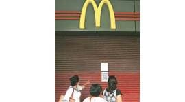 mcdonalds shut delhi, mcdonalds supply low, mcdonald food supply, mcdonalds east india, mcdonalds franchise delhi, indian express news
