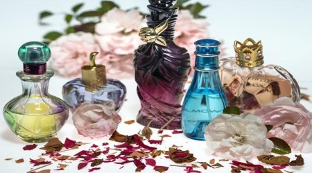 fragrances, perfumes, male shoppers, male scents, fruity scents, floral scents, spicy scents, nutty scents, pulse point, Indian Express, Indian Express News
