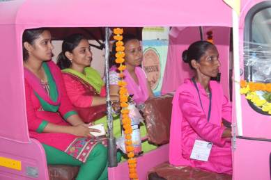 pink auto service, surat pink auto service, women autorickshaw drivers, autos for women, women passengers auto, surat, Surat Municipal Corporation