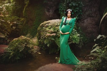 From Wonder Woman to Cinderella: This photographer re-imagined popular  female fantasy characters as moms-to-be, and it's beautiful! | Trending  Gallery News - The Indian Express