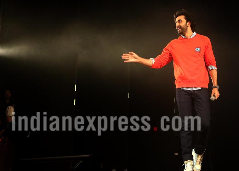 Ranbir Kapoor hides in his hoodie