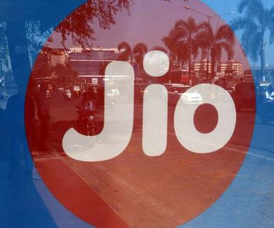 Reliance Jio, Reliance Jio 4G phone, Jio 4G feature phone, LFY 4G feature phone, Jio 4G phone, Jio 4G VoLTE feature phone