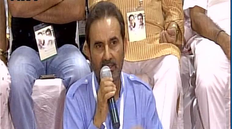 congress mla, gujarat, bengaluru, bjp, shaktisinh gohil, indian express