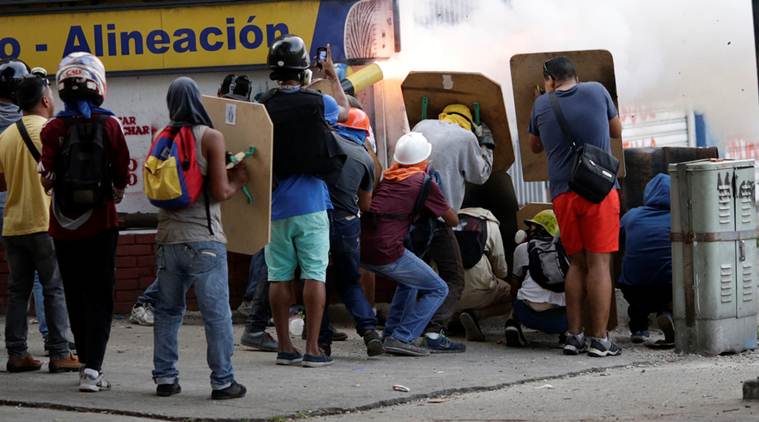 Venezuelan protesting violinist arrested, beaten and left injured ...