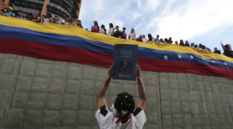 venezuela protests, venezuela crisis, Nicolas Maduro, protest against Nicolas Maduro, US sanctions on Venezuela, world news, indian express news 