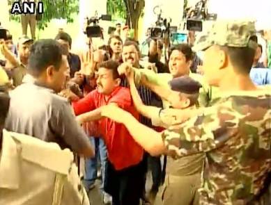 Deputy Chief Minister Tejaswi Yadav, Tej Pratap Yadav, Bihar news, Mediapersons demand action against Tejaswi Yadav, India news, National news